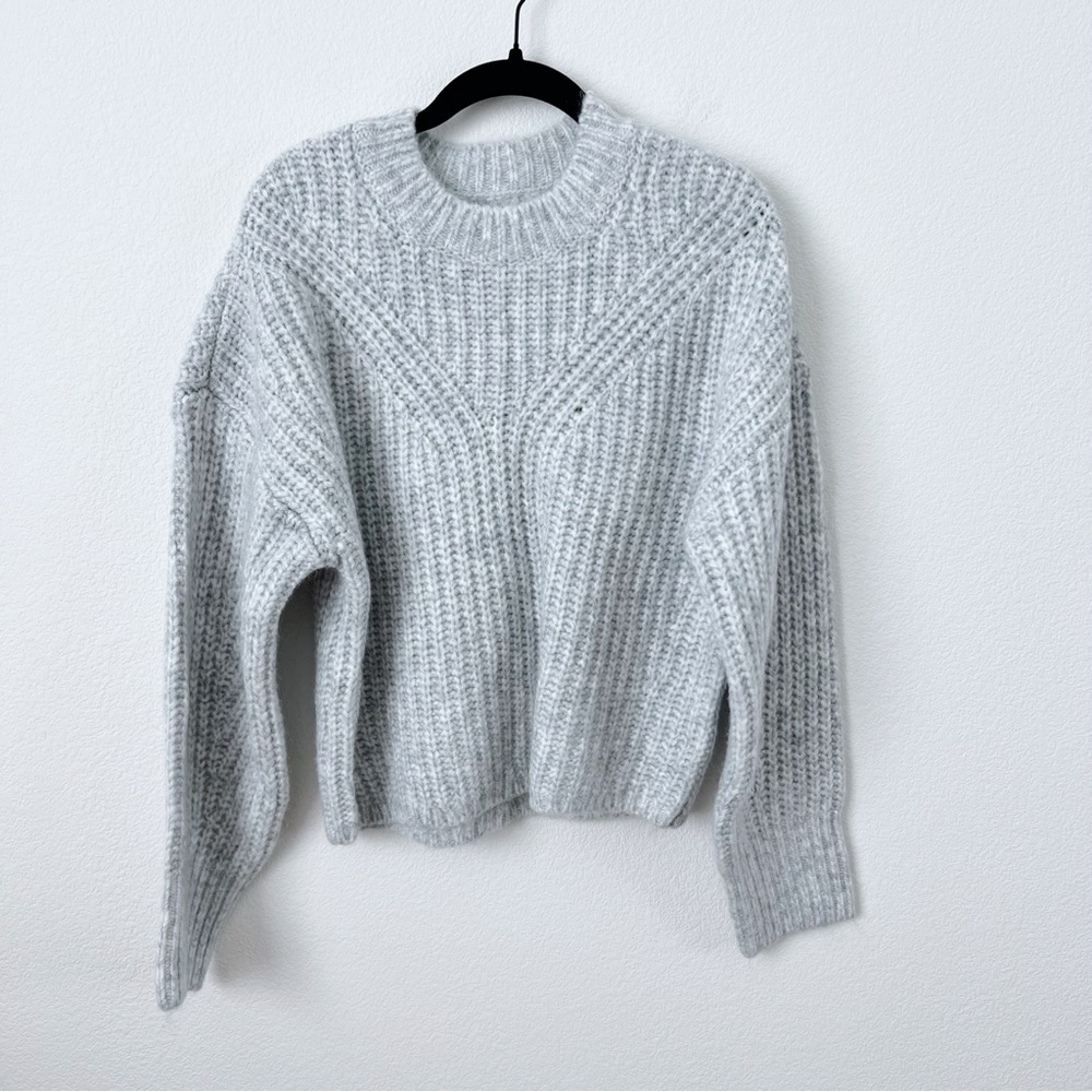 Abercrombie & Fitch Sweater